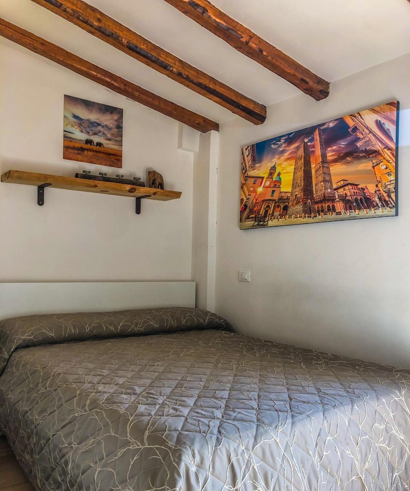 Ferienwohnung Healthy Flat Bologna - Tower Skyline View Exterior foto